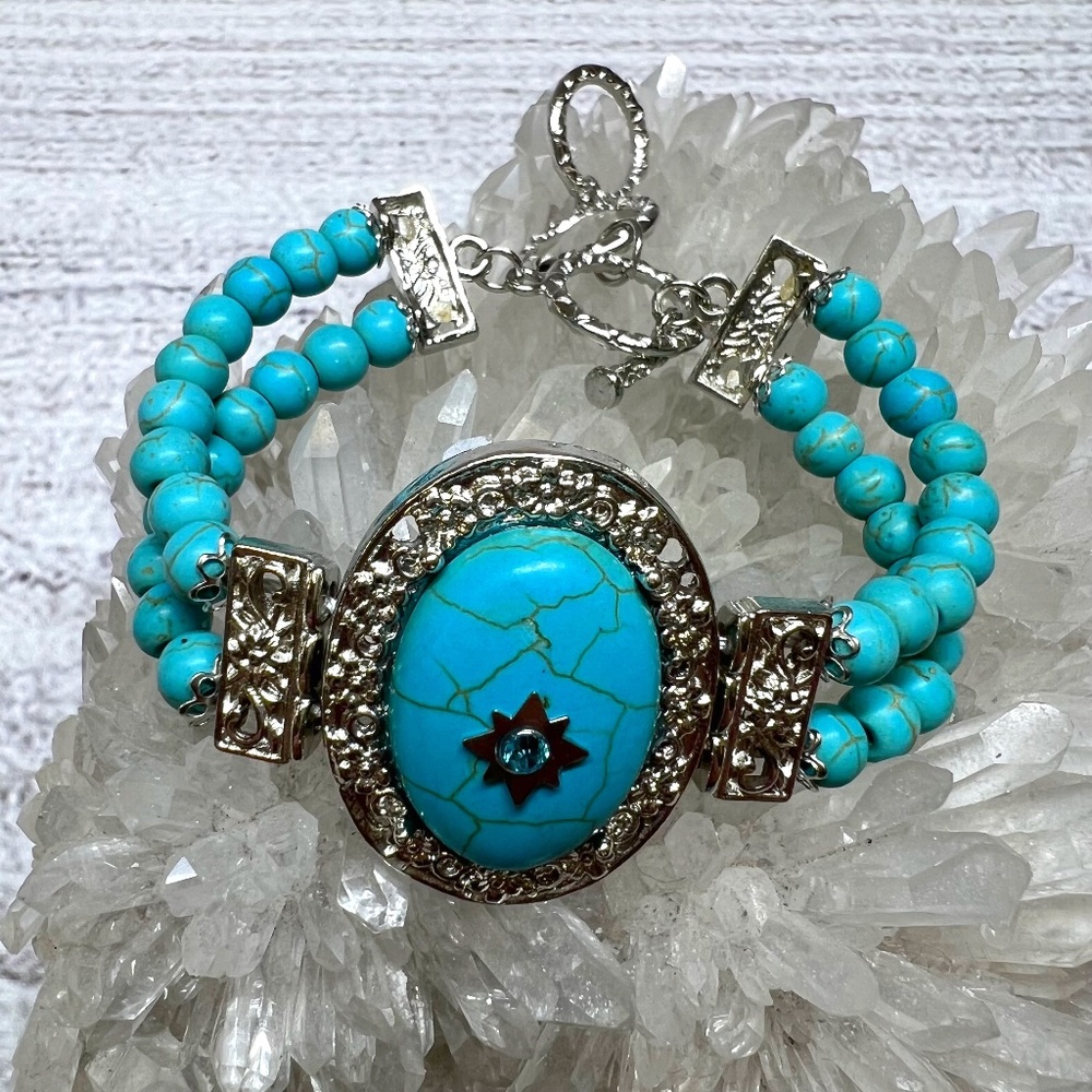 Blue Howlite, Austrian Crystal Beaded Bracelet (223)